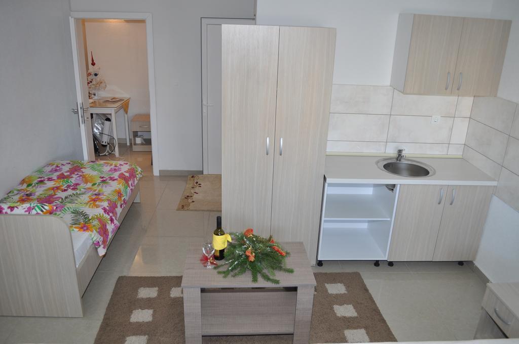 Gjoce Apartamento *