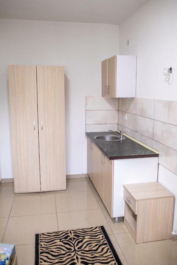 Gjoce Apartamento